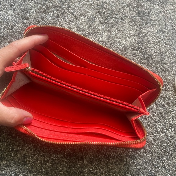 Michael Kors Wallet- Orange - Picture 3 of 3